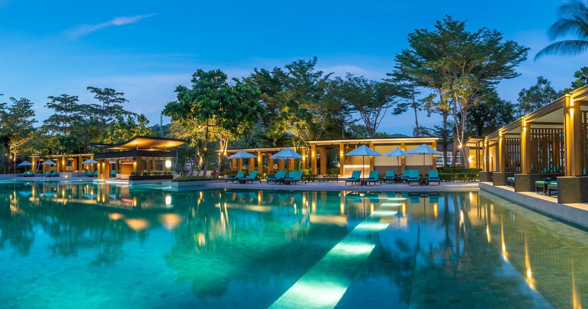 Dusit Thani Krabi Beach Resort - Sha Extra Plus كلونغ موانغ بيتش المظهر الخارجي الصورة The swimming pool at the hotel